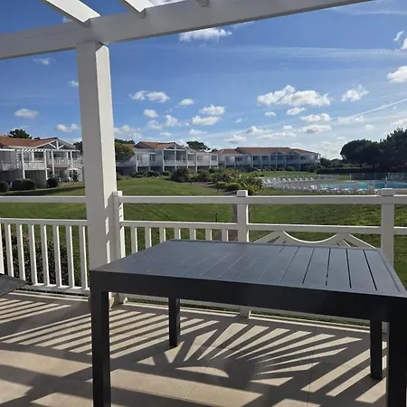 Terrasse Vue Pinede & Piscine Apartamento *